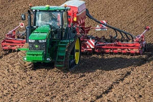 Traktor John Deere 8R i 8RT