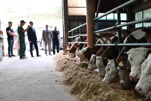 Posjeta ministra Hrnjića proizvođačima Velikoj Kladuši