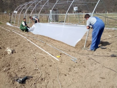 20 poljoprivrednika iz Gornjeg Vakufa- Uskoplja dobilo opremu za plasteničku proizvodnju