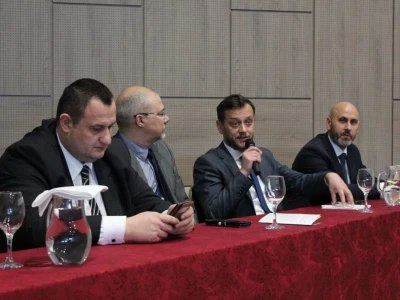 21. Noćnjak, okupljanje maslinara u Neumu