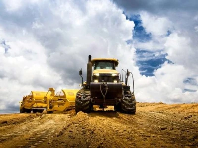Traktor Challenger MT800C traktori za specijalnu primjenu