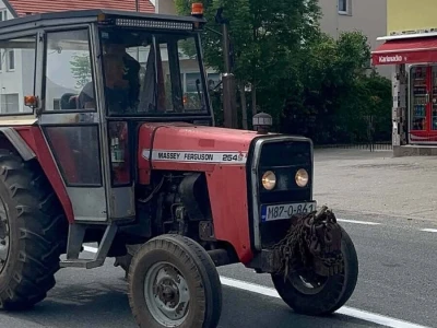 Akcija oranja u Izačiću