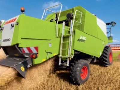 Kombajn Claas Avero 240/160