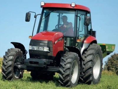 Traktor Case JX