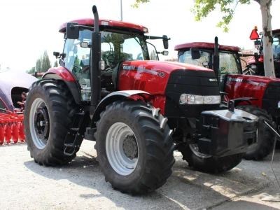 Case Puma 210