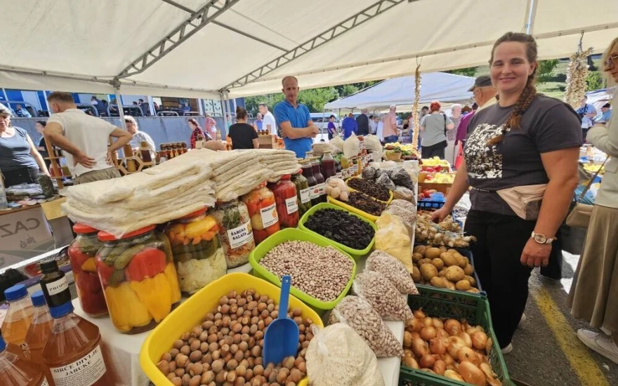 Svega u ponudi - od svježih plodova do zimnice