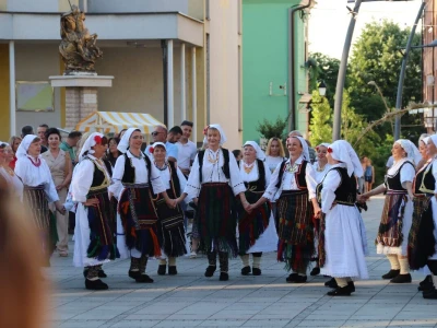 Derventsko veče rakije