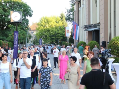 Derventsko veče rakije