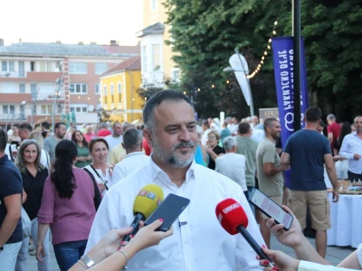 Derventsko veče rakije