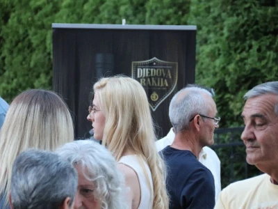 Derventsko veče rakije