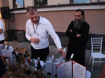 Derventsko veče rakije