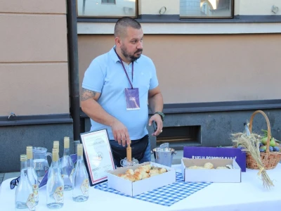 Derventsko veče rakije