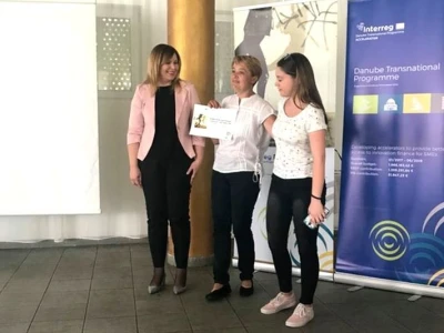 Dušanka Šurlan sa pekmezom od šipka pokrenula poslovnu ideju "Naše teglice" - i pobijedila