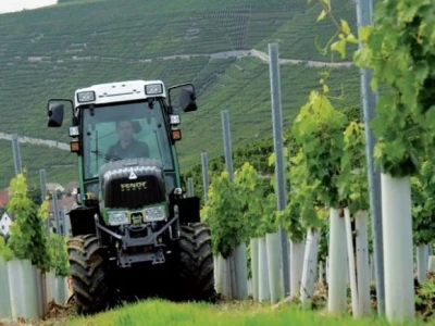 Traktor Fendt 200 Vario V/F/P