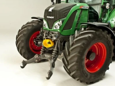 Traktor Fendt 500 Vario