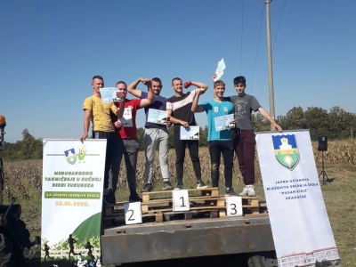 II međunarodno takmičenje u ručnoj berbi kukuruza