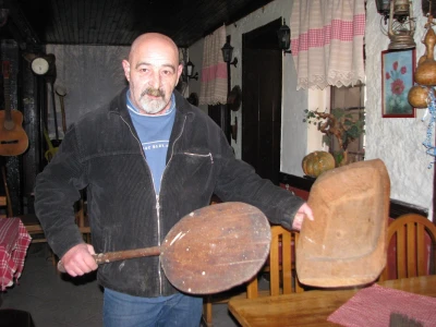 pribor za hljeb