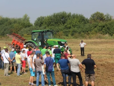 Predstavljanje strojeva na Farmshowu