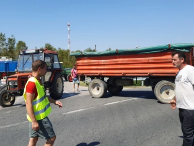 Protesti poljoprivrednika u Orašju