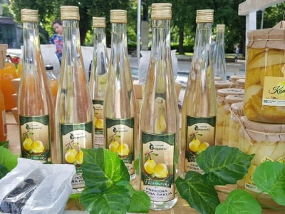 Inženjer stočarstva zasadio voćnjak iz hobija, a danas proizvodi sokove, rakije i kompote