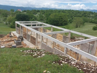 Izgradnja farme u Ljubunčiću kod Livna