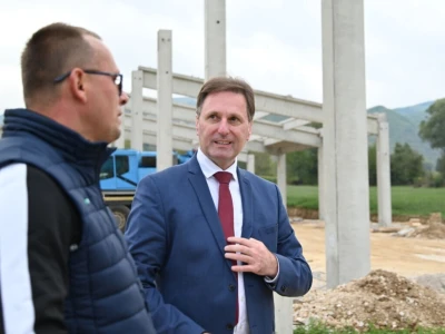 izgradnjA novog objekta farme "Zlatno polje"