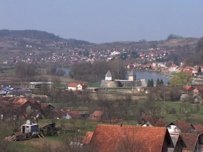 Kostajnica u oktobru miriše na pečeni kesten