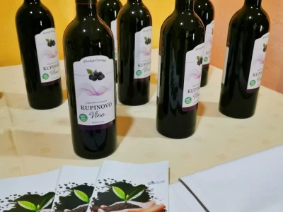 Kupinovača, hit sela i okruženja