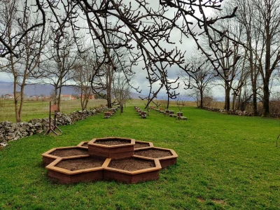 Livno: prvi pčelarski park u BiH, jedinstven i u Europi