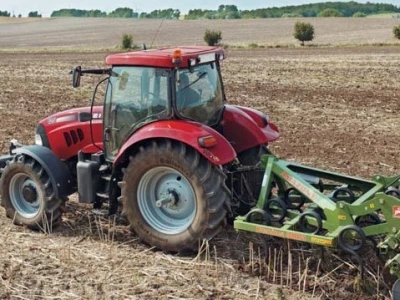 Traktor Case Maxxum