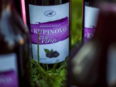 Kupinovo vino mladog Miroslava Crnobrnje