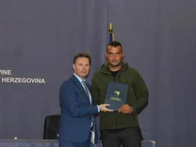 Mladi poljoprivrednici preuzeli rješenja za pokretanje poslovanja