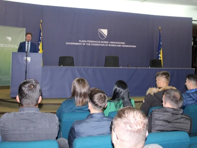 Mladi poljoprivrednici preuzeli rješenja za pokretanje poslovanja