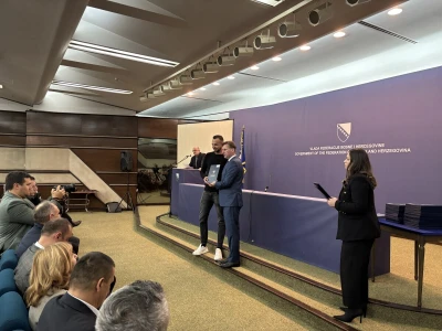 Mladim poljoprivrednicima uručena rješenja