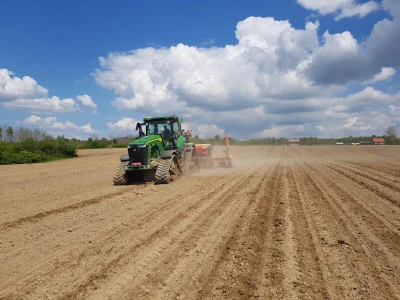 Najskuplji traktor u BiH - John Deere 8RX 410