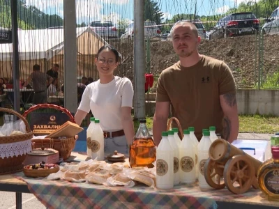 Ozrenski festival mesa okupio 90 izlagača