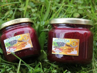Pčelinjaci Kraljica – Porodična tradicija duga 22 godine