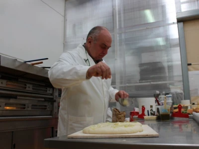 Pekare Vassalli šire kruh iz Ferrare diljem Italije