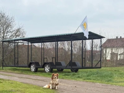 Pokretni kokošinjac na Farmi 5 jaja