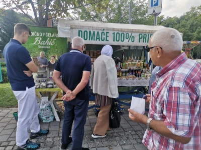 Porodično pčelarstvo Bahić