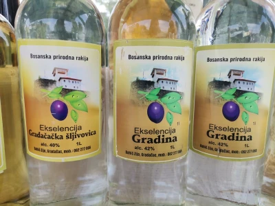 Porodično pčelarstvo Bahić