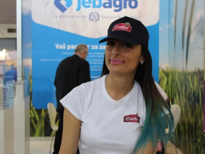 Jebagro hostesa