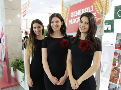 Delta Generali hostese