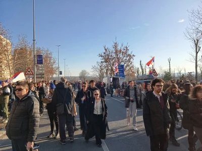 Protest u Novom Sadu, blokada mostova