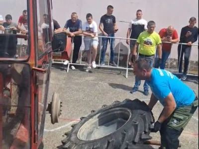Traktorijada u Slatini