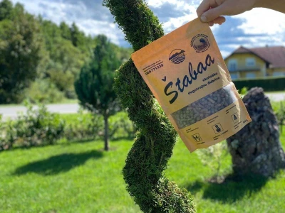 "Štabaa" - peletirano ekološko gnojivo od ovčije vune