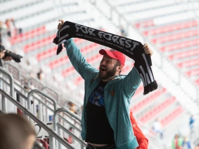 Šuma izrasla na stadionu u Klagenfurtu