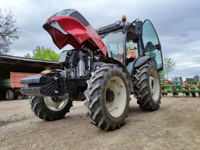 Traktor Hattat T4110