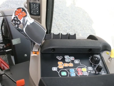 Traktor Case Puma