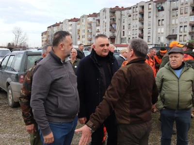 Više od 2.000 lovaca na osmoj Šakalijadi u Derventi